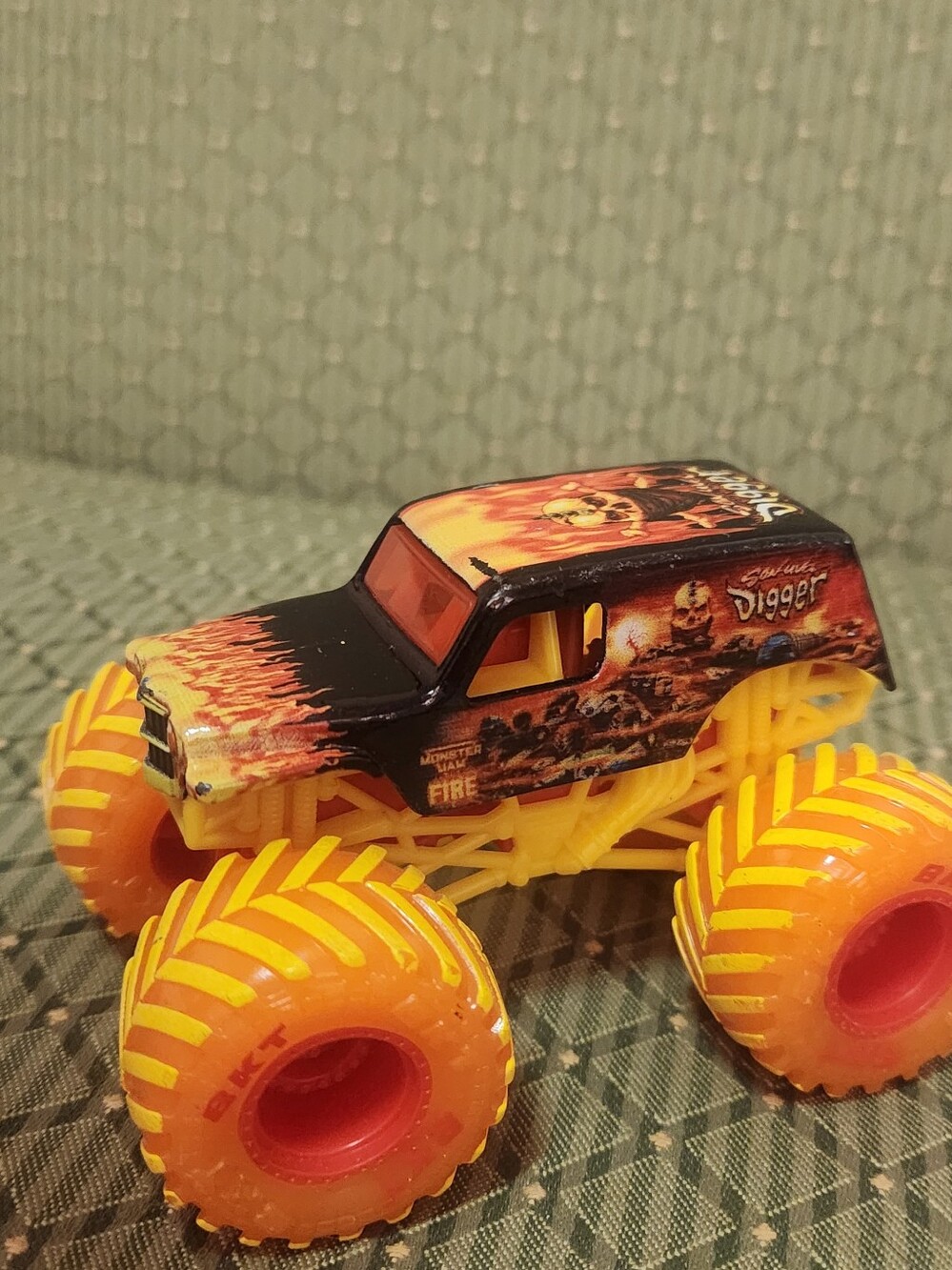 Monster Jam Yellow & Orange Fire & Ice Digger Monster Truck Toy